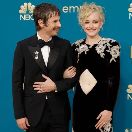 Les moments de couple les plus mignons aux Emmy Awards 2022