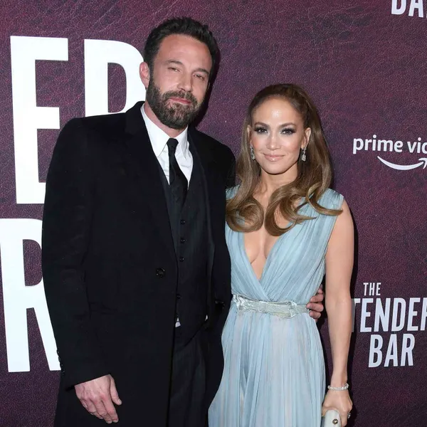 Jennifer Lopez Mengatakan Menikahi Ben Affleck di Las Vegas Mengambil 'Semua Tekanan' Merencanakan Pernikahan Keluarga