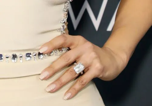 Os melhores anéis de noivado de celebridades