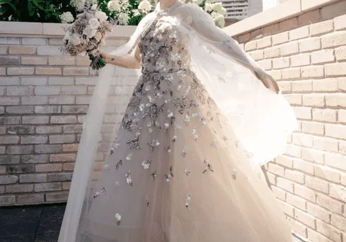 61 robes de mariée princesse adaptées pour un mariage royal